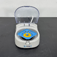 Benchmark myfuge Mini Centrifuge image 2